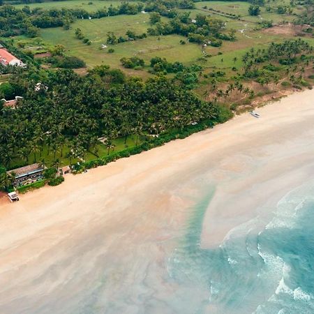 Planet Hollywood Beach Resort Goa Utorda Kültér fotó